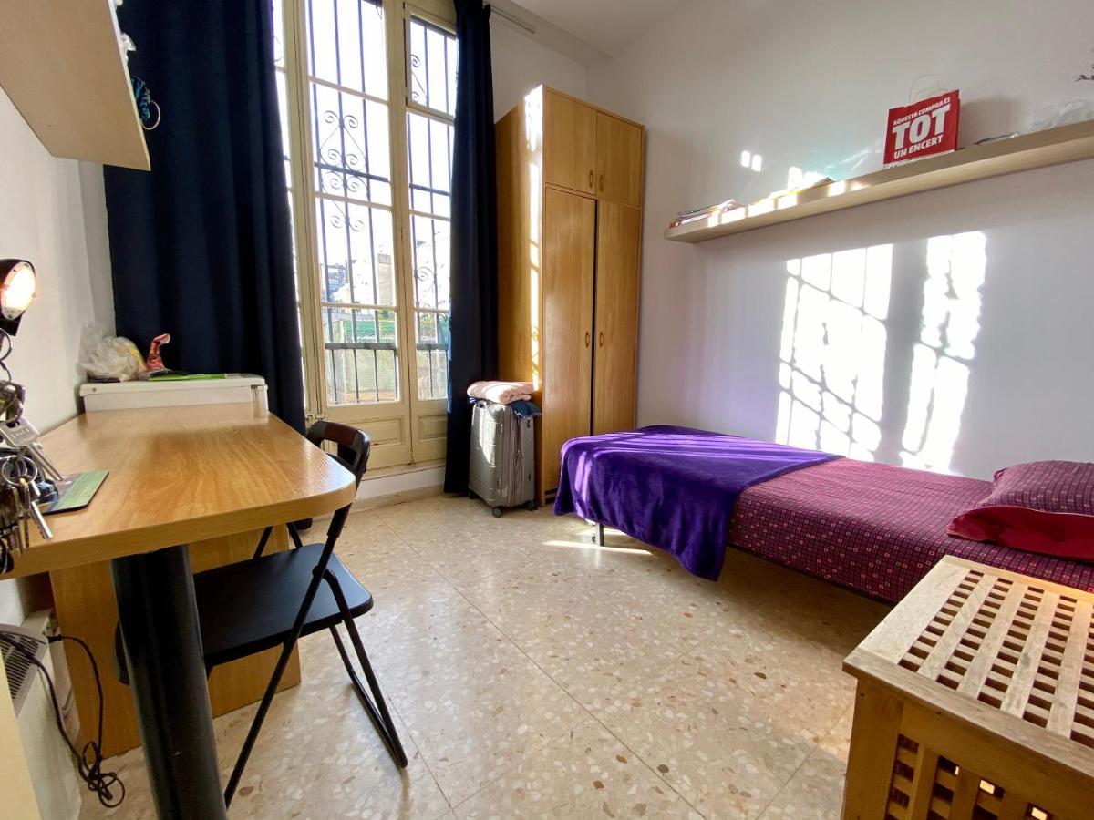Barcelona Housing Recommend For Students Exterior photo